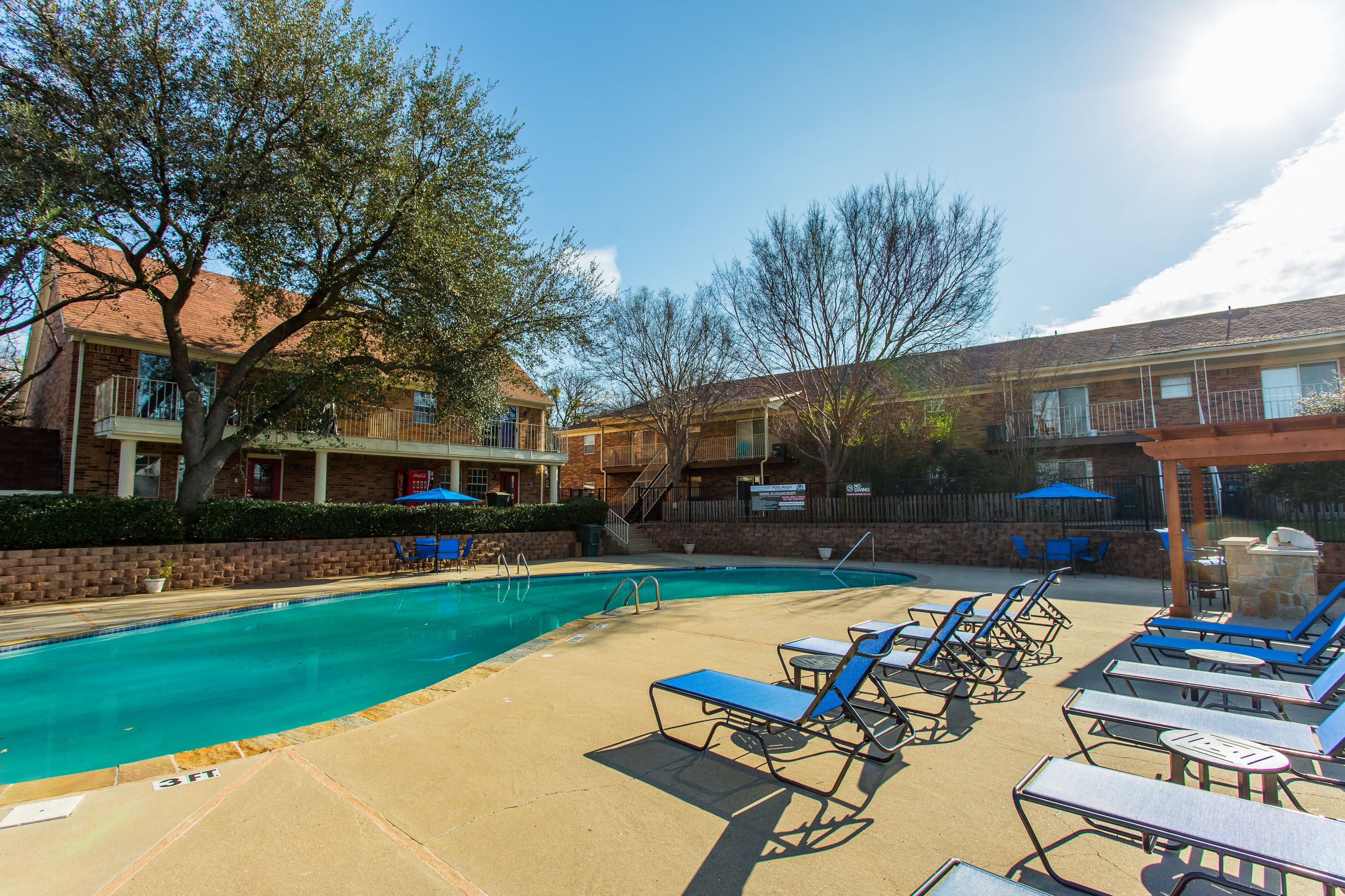 Login to WatersEdge Denton Apartments to track your account